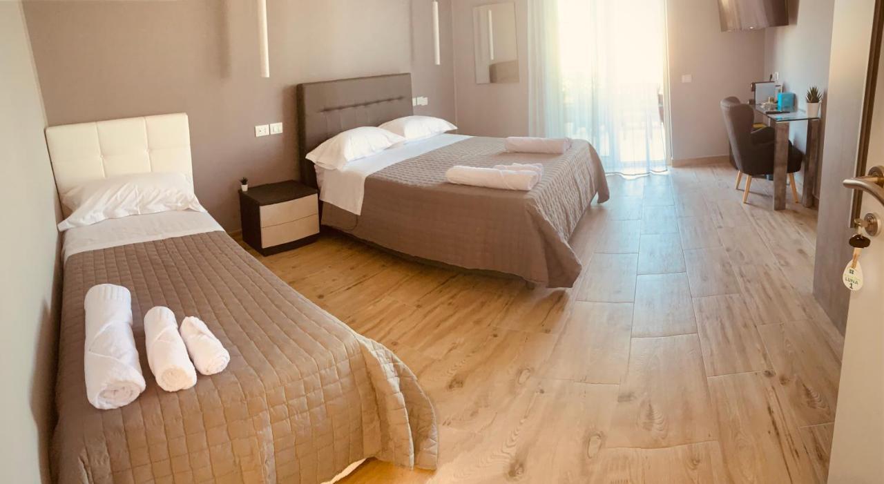Aqua B&B - Rooms And Apartments Milazzo Ngoại thất bức ảnh